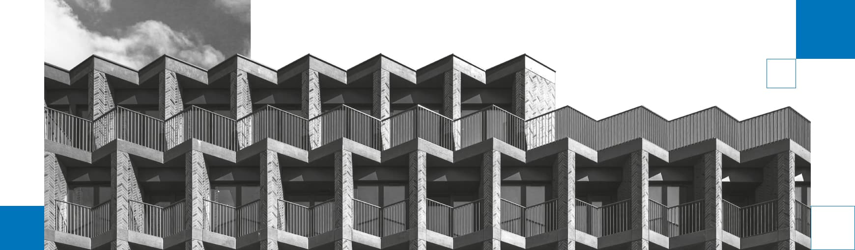 Prefabrykowana betonowa elewacja budynku.